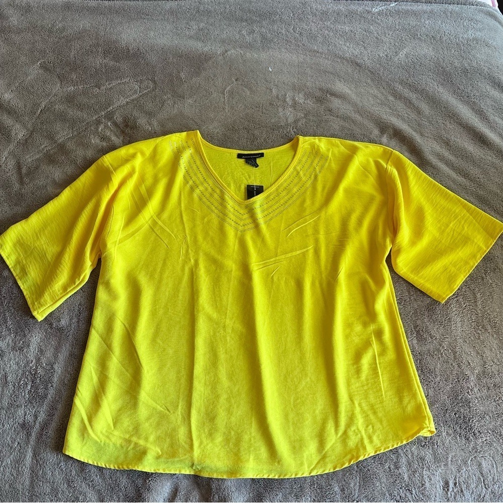 Ashley Stewart Womens Neon Yellow Rhinestone V-Neck Blouse Top Size 14/16 NWT